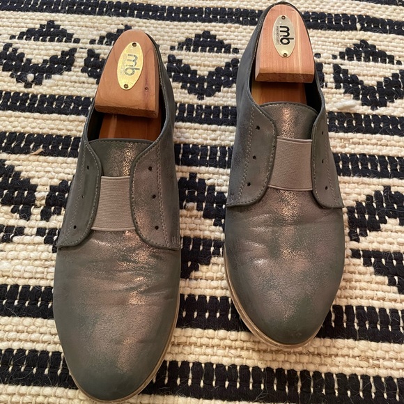 MIA Oxfords - Picture 2 of 8